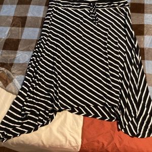 Avenue Asymmetrical Skirt 14/16